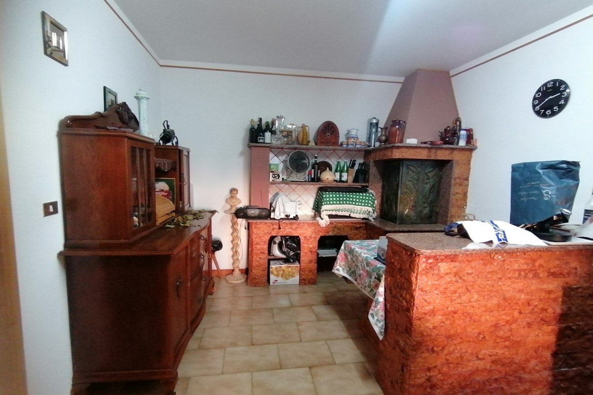 6 cucina.jpg